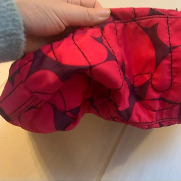 Marc by Marc Jacobs Tate Medium Heart-Print Nylon Tote - Picture 7 of 8